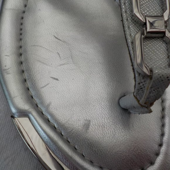 New Marc Fisher slide Sandals with Chain accent Silver White SZ 6 - Picture 12 of 15